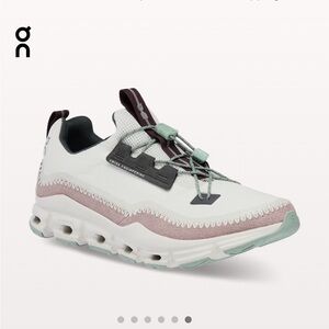 On Cloudaway women’s shoes size 8.5